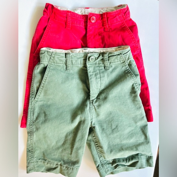 GAP SHORTS—2 PAIR—SIZE 6–CLEAN—UNISEX SHORTS—ADJUSTABLE WAIST—ADORABLE— - Picture 13 of 13